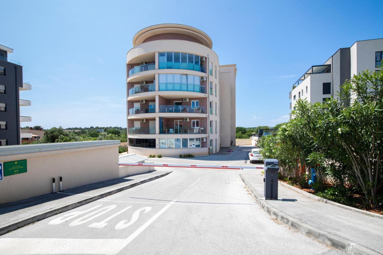 Monte Paradiso Sun Apartment Pula Ngoại thất bức ảnh